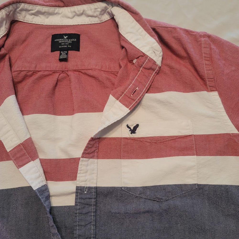 American Eagle Outfitters Men’s Shirt XL Classic Fit Color Block Striped Long Sl